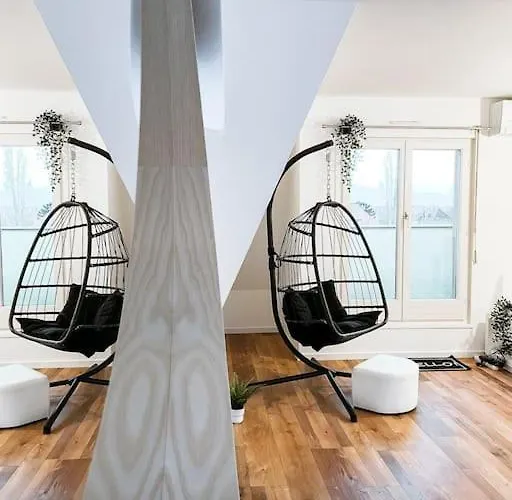 Lumineux Avec Vue Sur Les Vosges * Кольмар